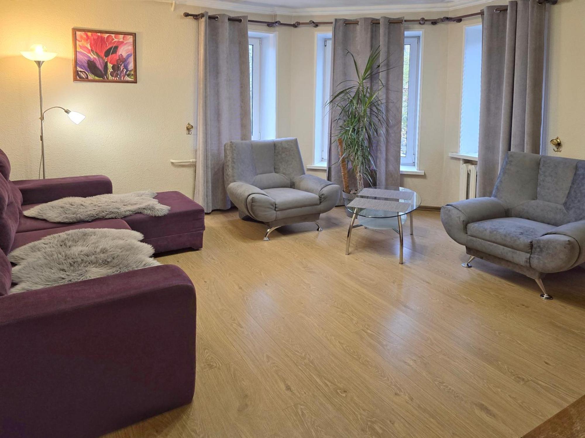 Home Hotel Apartments On Kontraktova Ploshcha Kiev Dış mekan fotoğraf