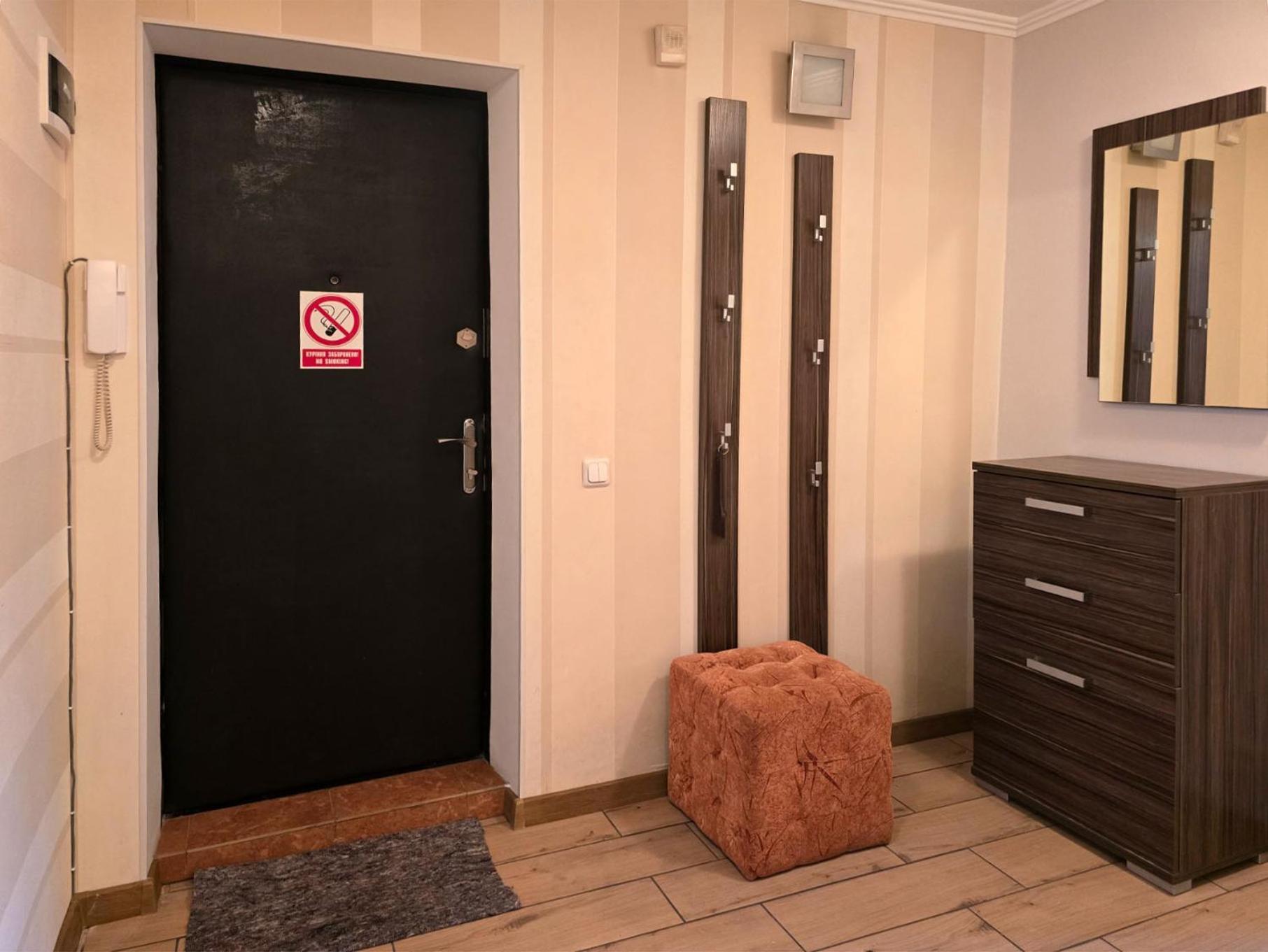 Home Hotel Apartments On Kontraktova Ploshcha Kiev Dış mekan fotoğraf